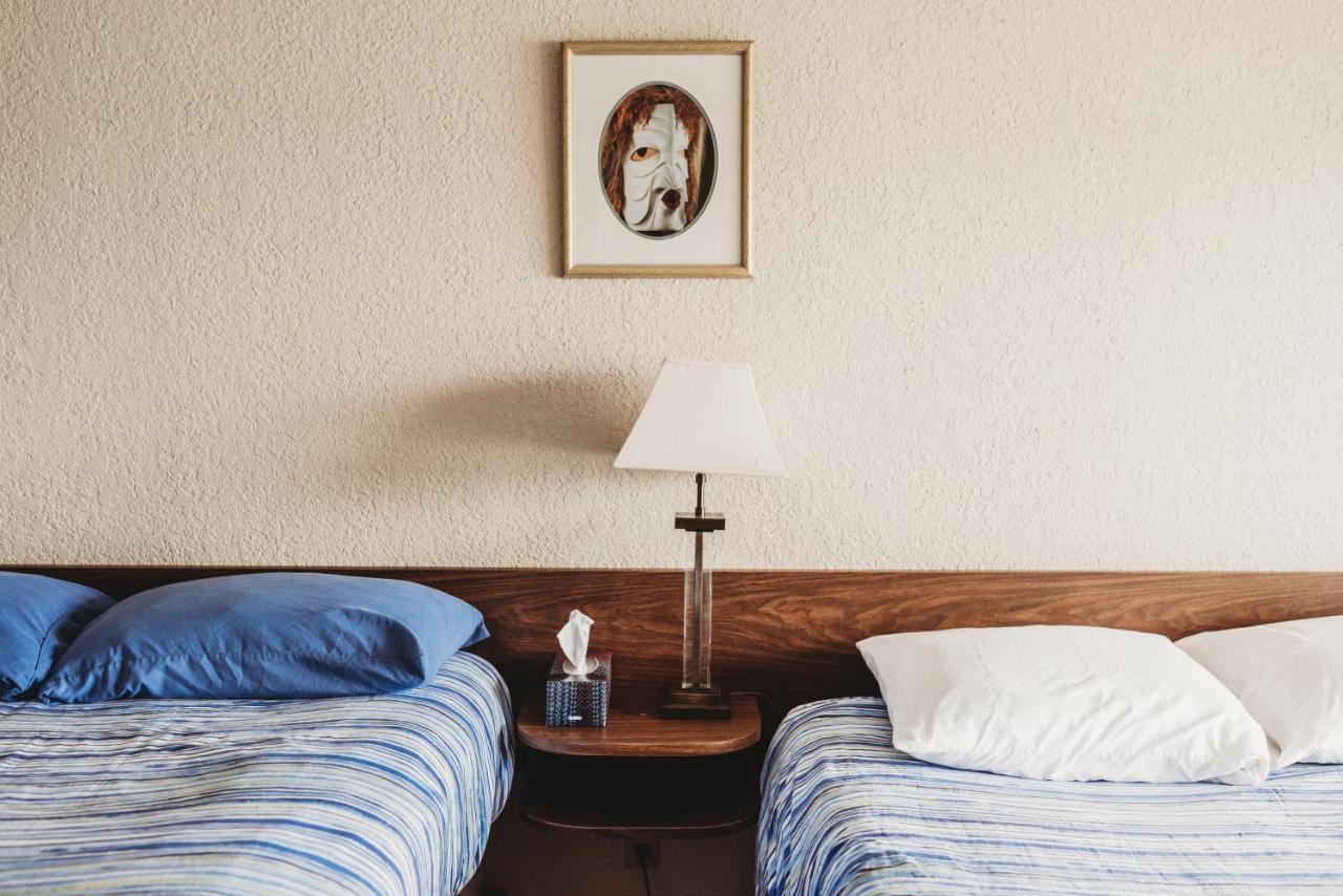The Oceanfront Hotel Sointula Zewnętrze zdjęcie
